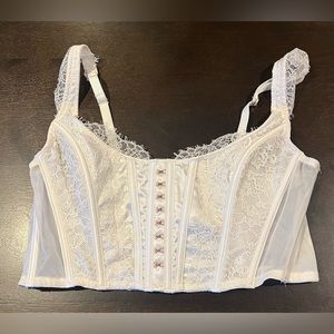 NWT Victoria’s Secret White Corset Bra